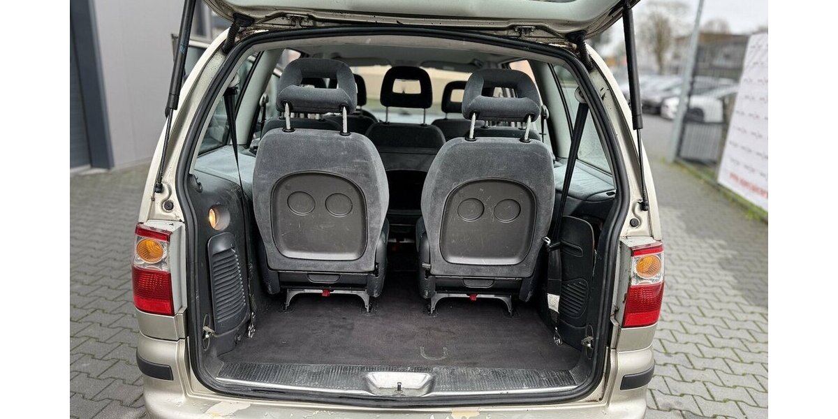 Ford Galaxy / Ghia / Sitzheizung / Klima / 7 Sizer 256.000 km 2.490 &euro; Mönchengladbach 41066