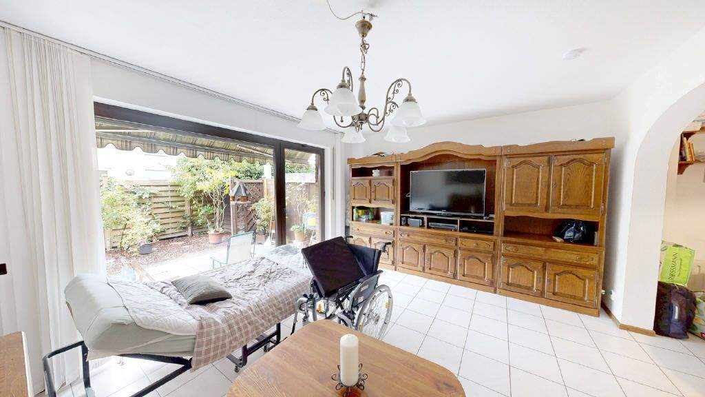 Langenfeld-Richrath! Sonnenhelles Einfamilienhaus mit Garten, Terrasse und Stellplatz in ruhiger Lage! (LK 4903) 5 zimmer