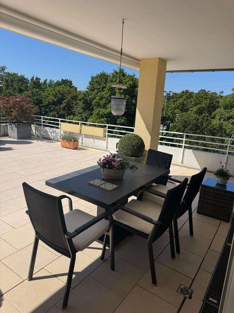 Wohnung zum Kaufen in Hilden 570.000 € 161 m²