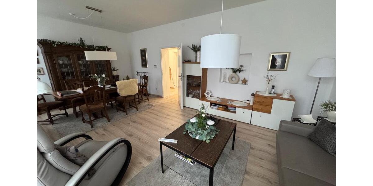 Erdgeschoßwohnung Solingen Burg - 2 Zimmer, 80 m&sup2;, 1.000&euro; | Angebot:24623842