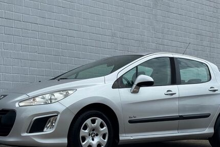 Peugeot 308 147.545 km 4.399 &euro; Viersen 41748