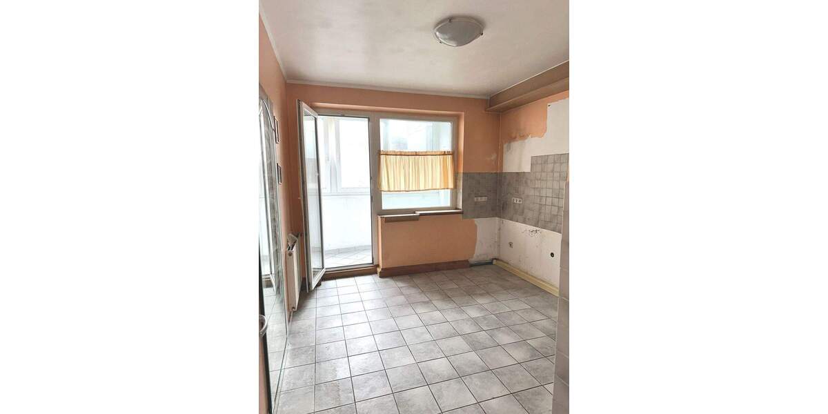 Etagenwohnung Düsseldorf Friedrichstadt - 4 Zimmer, 89 m&sup2;, 360.000&euro; | Angebot:24335103