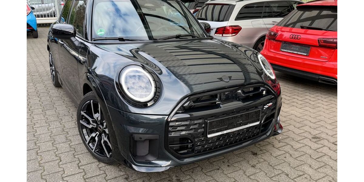 Mini Cooper C 2.300 km 35.899 &euro; Krefeld 47799