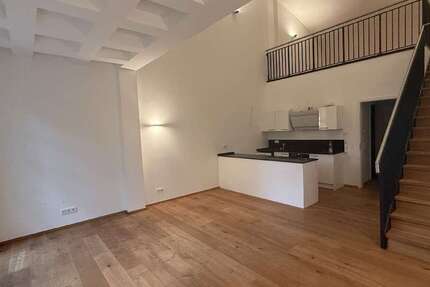 Wohnung zum Kaufen in Solingen 315.000 € 101.5 m² 2 zimmer