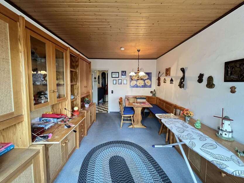 Wohnung zum Kaufen in Düsseldorf 229.000 € 75.2 m²