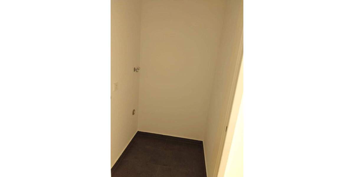 3 Nettokaltmieten frei bei Anmietung, Penthousewohnung mit 180 m² Dachterrasse in Moers zu vermieten 3 zimmer