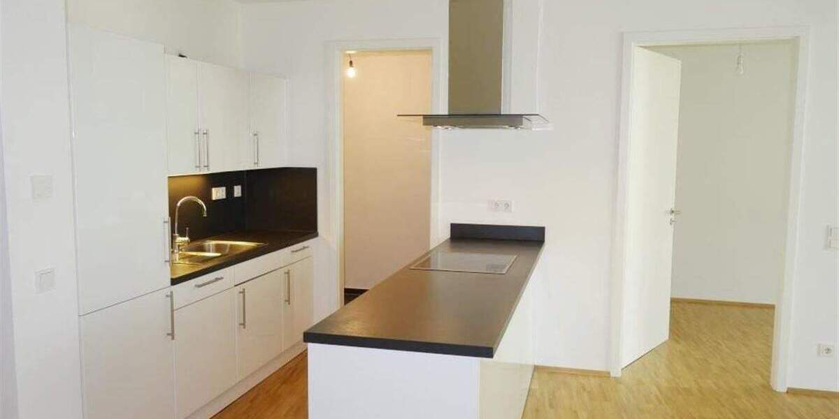 Etagenwohnung Mönchengladbach Stadtmitte - 3 Zimmer, 87 m&sup2;, 1.158&euro; | Angebot:25645623