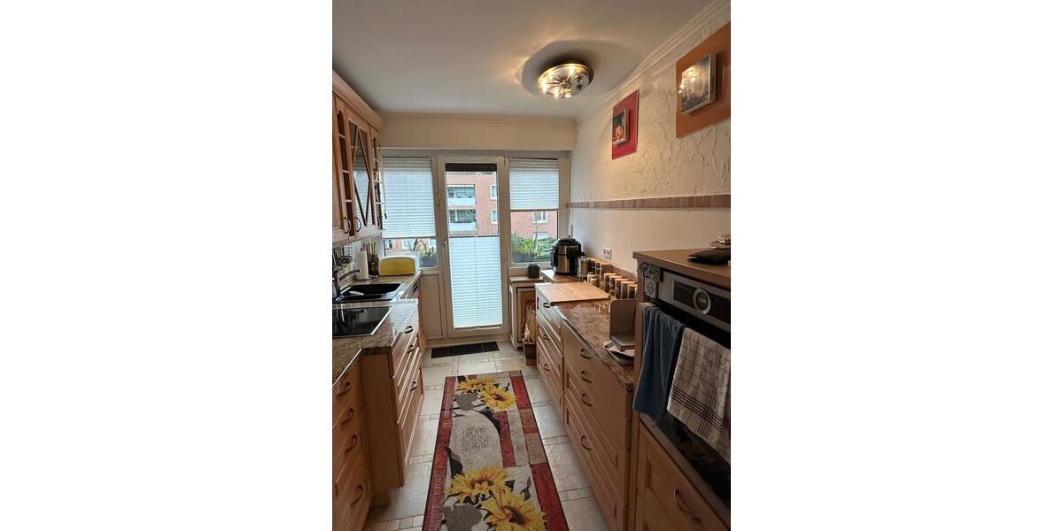 Provisionsfrei! Tolle 3-Zi. Whg. mit 2 Loggien in ruhiger Lage 3 zimmer