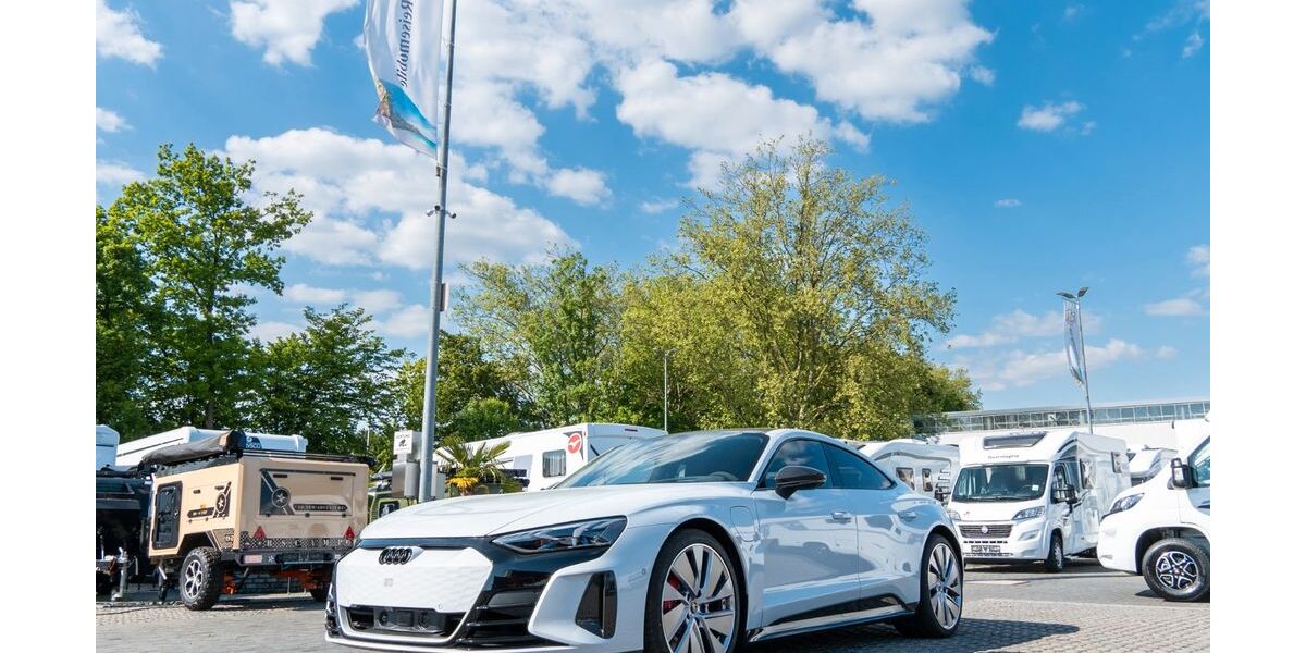 Audi RS e-tron GT 29.900 km 88.900 &euro; Mülheim an der Ruhr 45481