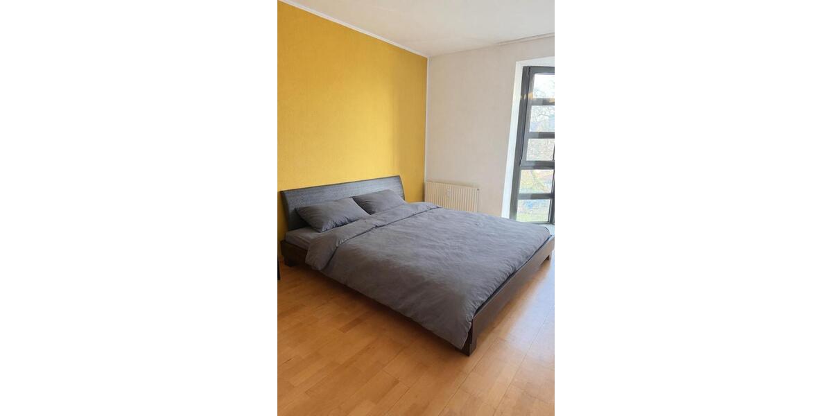 Etagenwohnung Krefeld Fischeln - 3 Zimmer, 100 m&sup2;, 1.150&euro; | Angebot:25645300