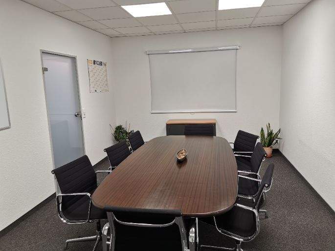 All-Inclusive Bürofläche im modernen Center - 247 Zugang, sofort verfügbar zimmer