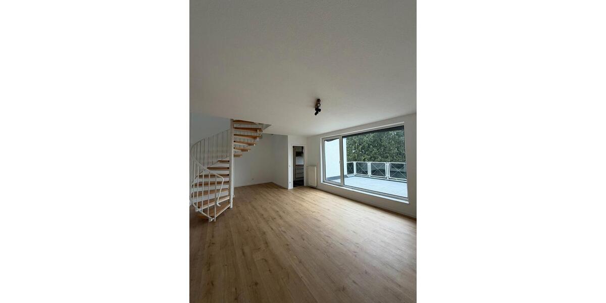 Maisonettenwohnung Solingen - 2 Zimmer, 76 m&sup2;, 196.000&euro; | Angebot:27085993