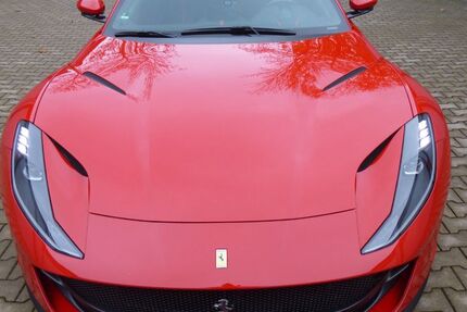 Ferrari 812 15.700 km 309.000 &euro; Solingen 42719