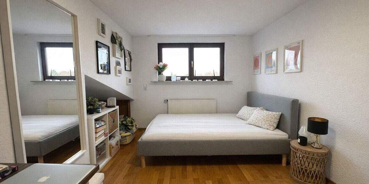 Lichtdurchflutete 3,5-Zimmer-Wohnung mit großer Dachterrasse im Hildener-Süden 3 zimmer