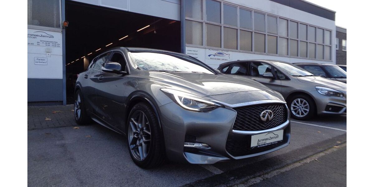 INFINITI Q30 79.000 km 17.990 &euro; Ratingen 40880