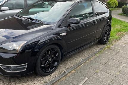 Ford Focus 186.650 km 3.999 &euro; Krefeld 47829