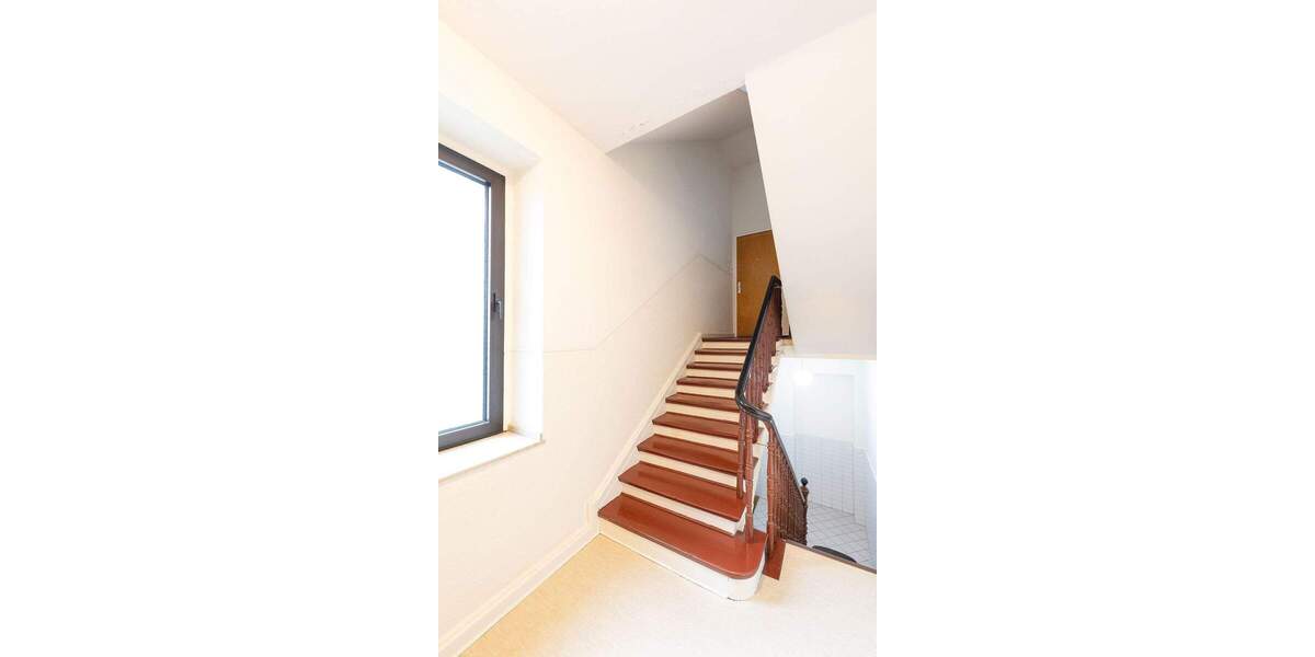 Etagenwohnung Düsseldorf Flingern Nord - 2 Zimmer, 82 m&sup2;, 1.330&euro; | Angebot:25745721