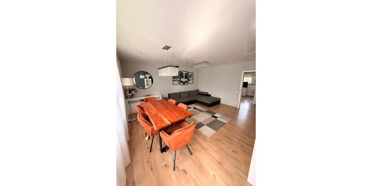 Etagenwohnung Düsseldorf Stadtbezirk 9 - 4 Zimmer, 99 m&sup2;, 395.000&euro; | Angebot:26150401