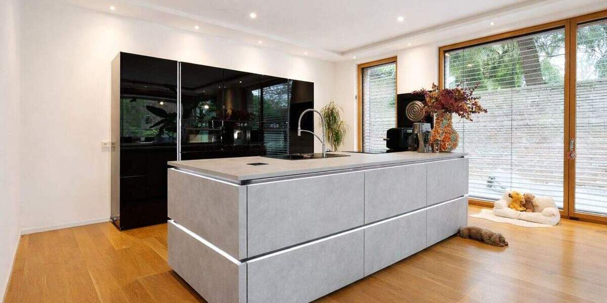 Etagenwohnung Krefeld / Bockum Bockum - 5 Zimmer, 229 m&sup2;, 2.950&euro; | Angebot:25740530