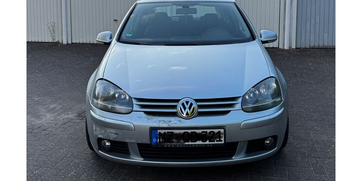 VW Golf 217.000 km 2.200 &euro; Wuppertal 42117