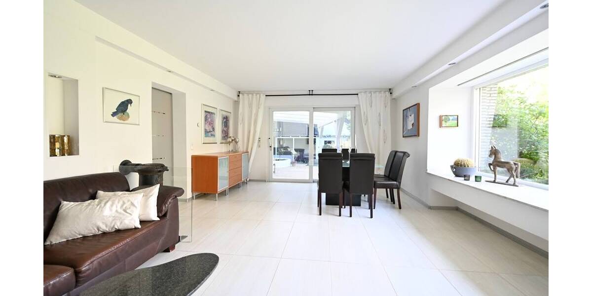 Einfamilienhaus Krefeld Traar - 6 Zimmer, 228 m&sup2;, 795.000&euro; | Angebot:26455149