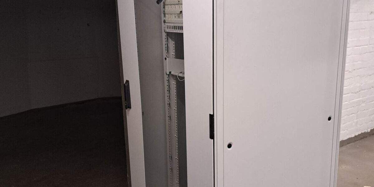 Praxis in guter Lage mit 2 Eingängen sucht solvente Mieter ! 6 zimmer