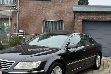 VW Phaeton 222.000 km 7.999 &euro; Solingen 42651