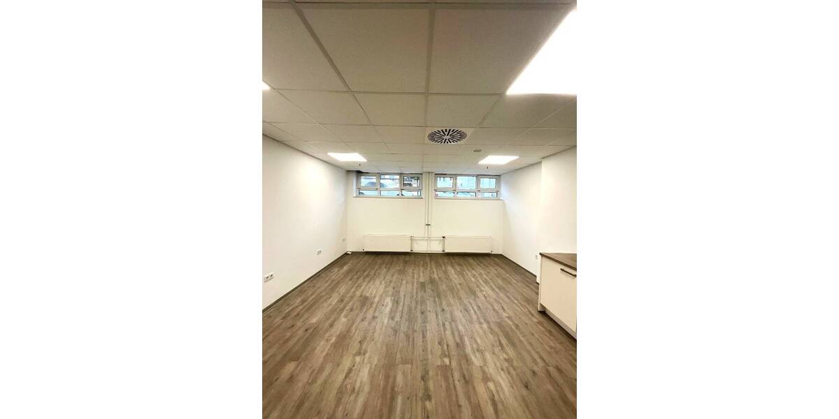 Gewerbeobjekt Düsseldorf Holthausen - 850&euro; | Angebot:25728030