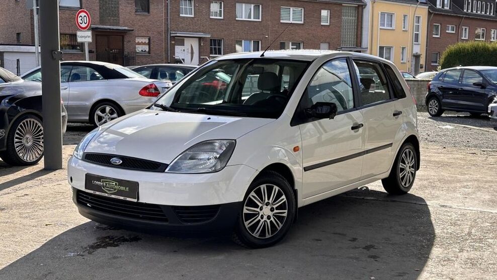 Ford Fiesta 132.369 km 2.990 € Mönchengladbach 41238
