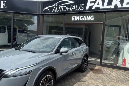 Nissan Qashqai 22.552 km 24.980 &euro; Krefeld 47799