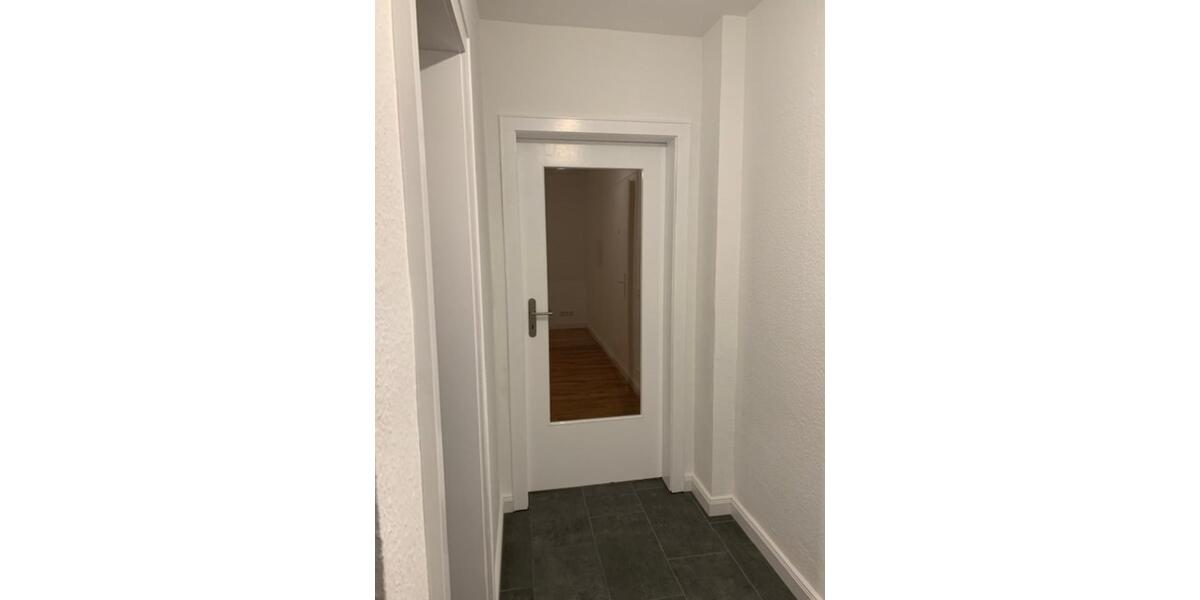 Helle Wohnung inkl. Küche im Mietpreis sowie Balkon ins Grüne 1 zimmer