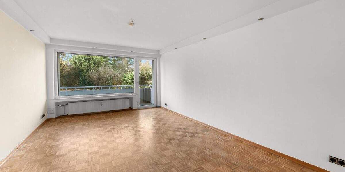 2 Wohnungen zusammegelegt 128 qm+ Balkon+ TG Stellplatz+EG 4 zimmer