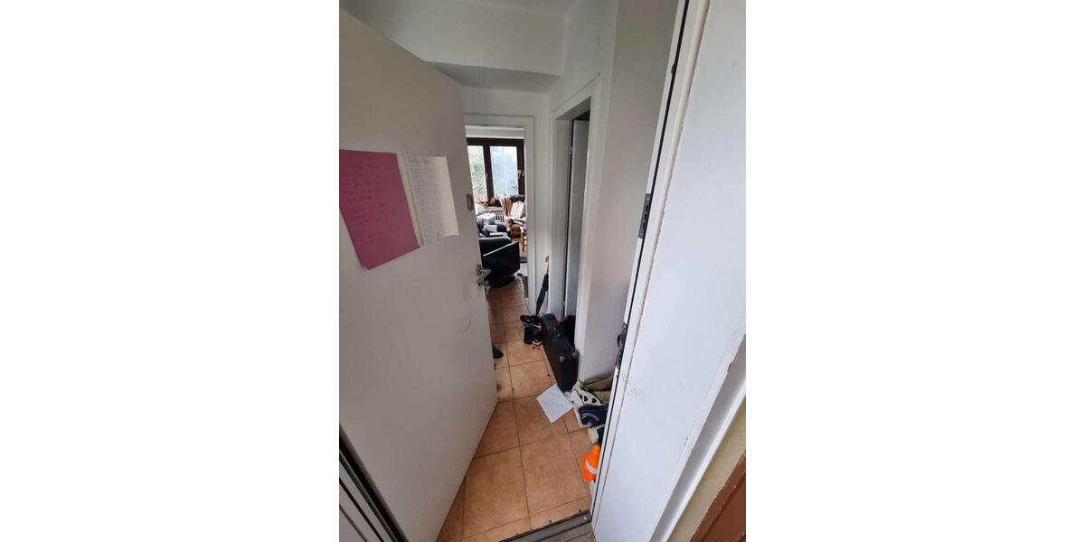 Etagenwohnung Mönchengladbach - 1 Zimmer, 33 m&sup2;, 450&euro; | Angebot:25783005