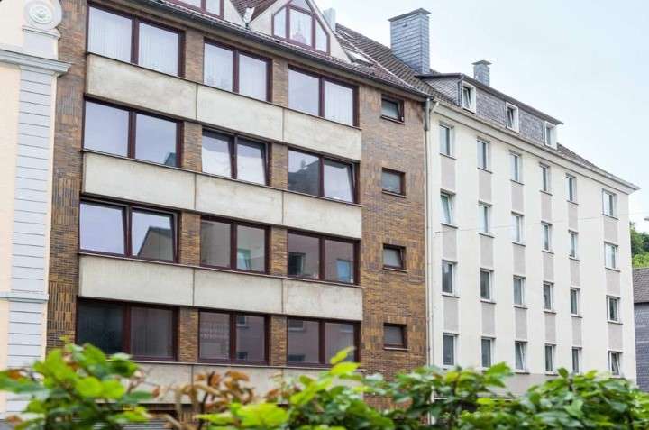 Wohnung zum Mieten in Wuppertal 305 € 27 m²
