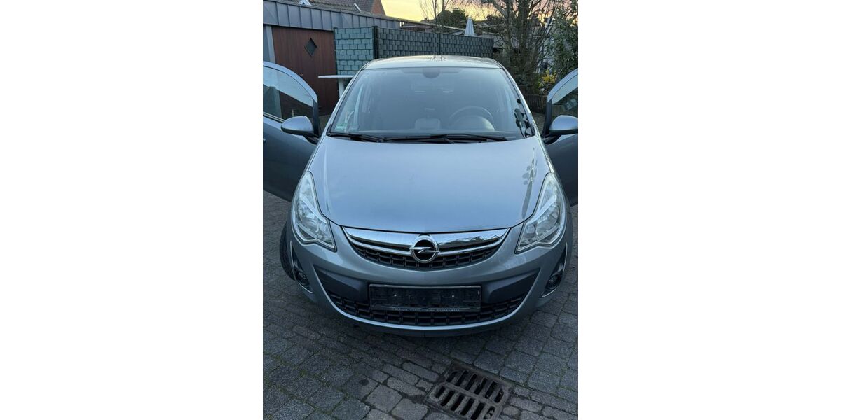 Opel Corsa 136.225 km 4.150 &euro; Oberhausen 46119