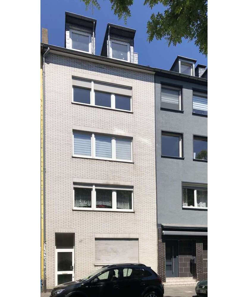 Haus zum Kaufen in Krefeld 549.000 € 318 m²
