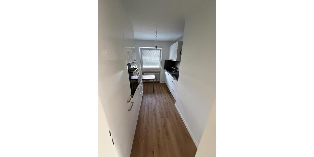 Etagenwohnung Viersen Hülsdonk - 2 Zimmer, 74 m&sup2;, 888&euro; | Angebot:25946698