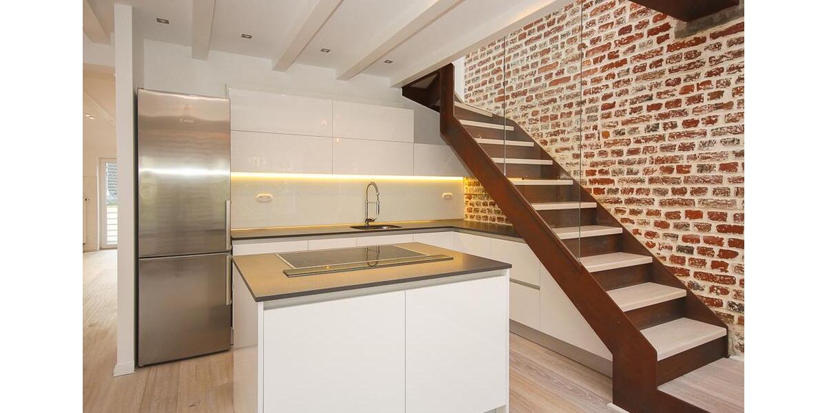Dachgeschoßwohnung Düsseldorf Stadtbezirk 2 - 2 Zimmer, 89 m&sup2;, 1.600&euro; | Angebot:24889835