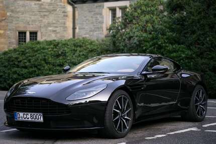 Aston Martin DB11 29.545 km 119.000 &euro; Düsseldorf, Stadt 40545