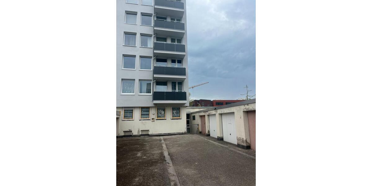 Garagen / Stellplätze Düsseldorf Heerdt - 130&euro; | Angebot:25906502