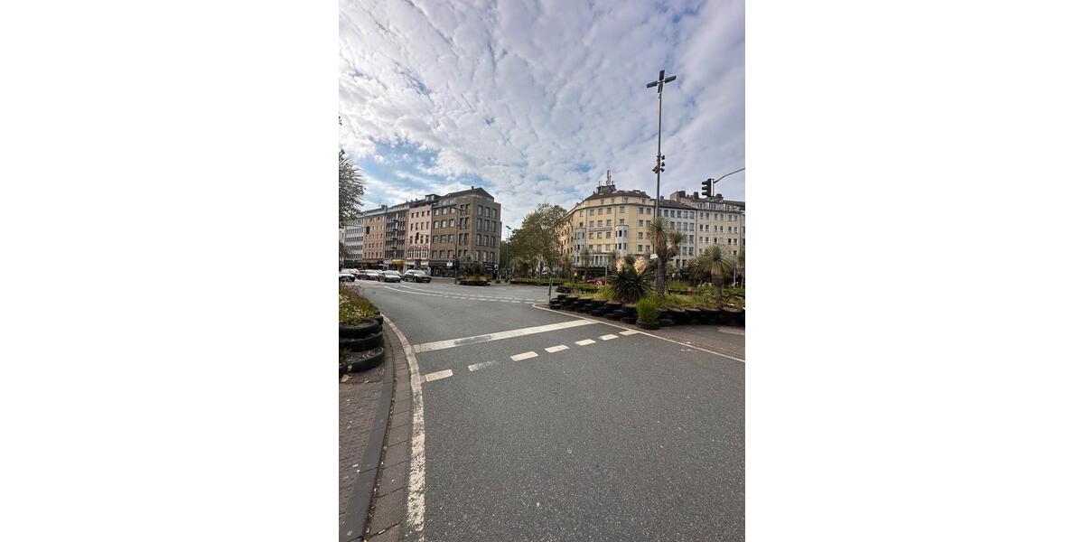 Garagen / Stellplätze Düsseldorf Pempelfort - 2.500&euro; | Angebot:26511457