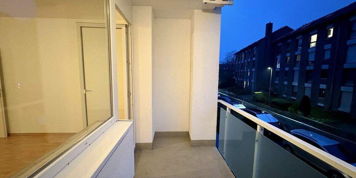 Gemütliche 3-Zimmer-Wohnung mit Balkon in zentraler Lage von Krefeld-Hüls 3 zimmer