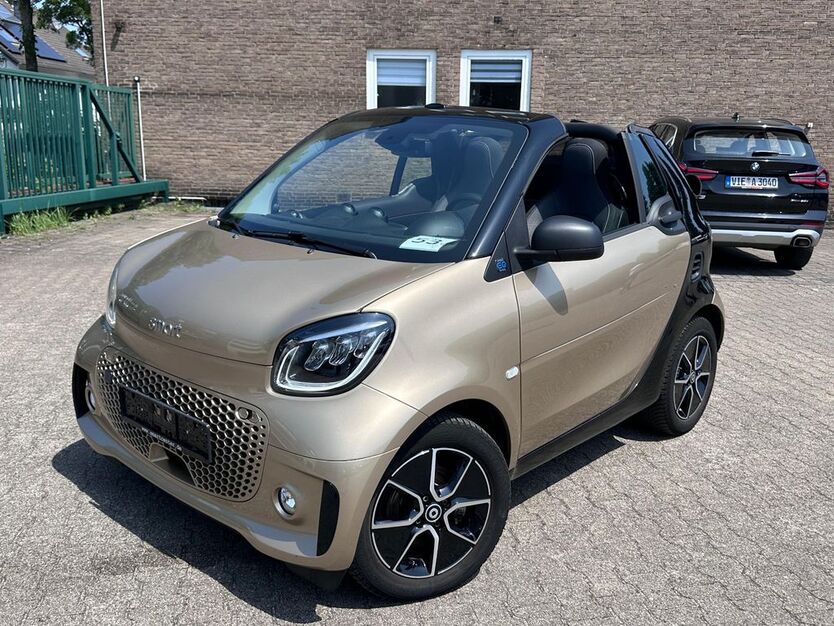 Smart ForTwo 18.000 km 11.900 € Düsseldorf 40597