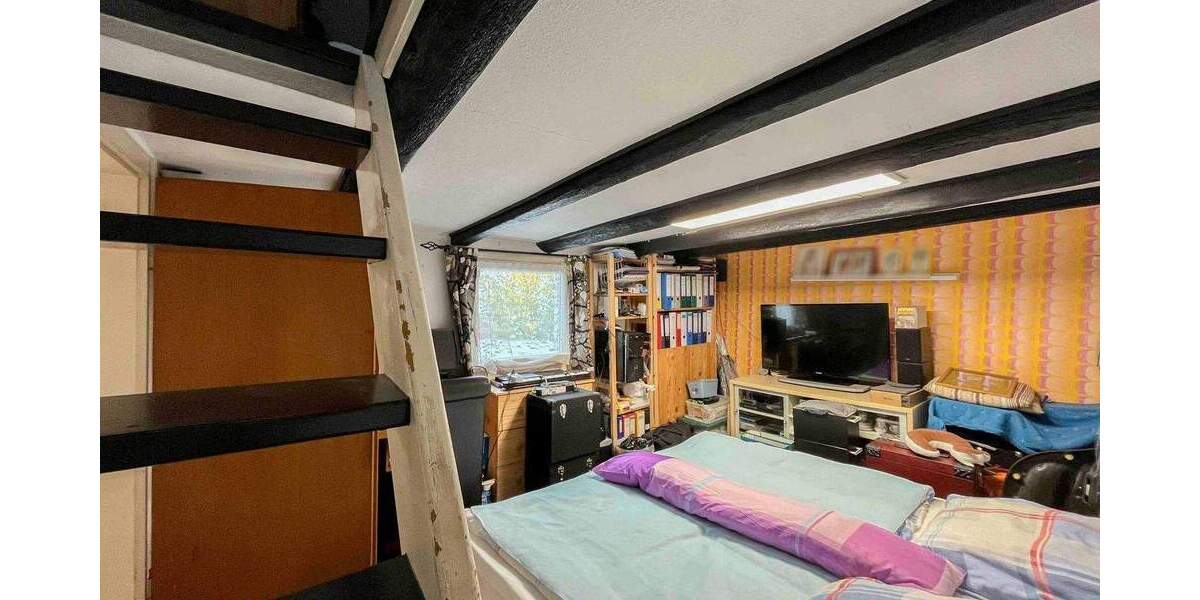 Für Macher und Kreative: Sanierungsbedürftiges Einfamilienhaus in Waldrandlage 2 zimmer