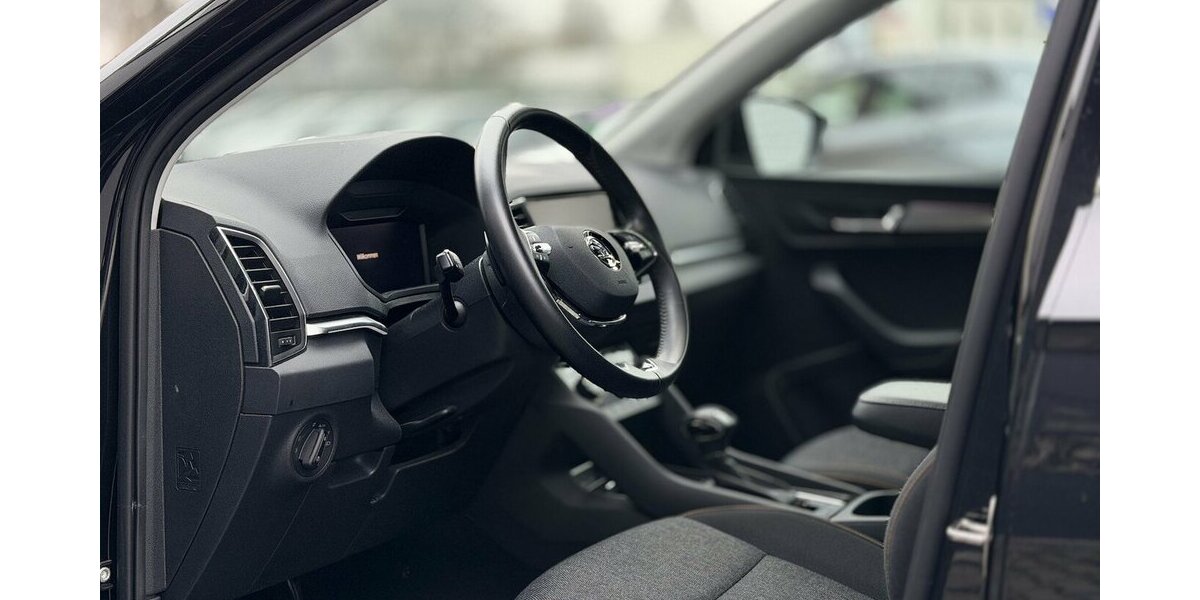 Skoda Karoq Clever/ Kamera / Virtual Cockpit / Keyless 36.000 km 25.400 &euro; Mönchengladbach 41066