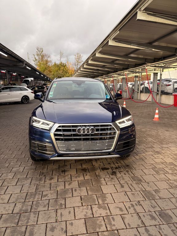 Audi Q5 105.000 km 31.800 € Köln 51105