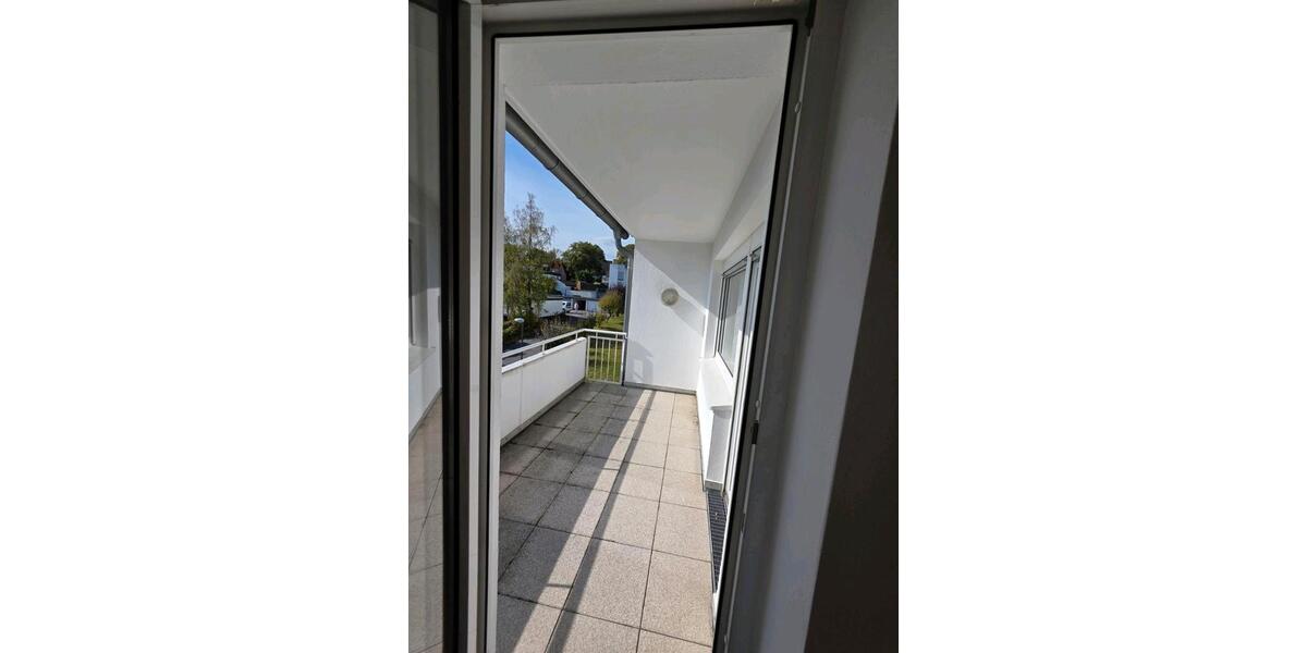 Moderne 2-Zimmer-Wohnung mit Balkon + Küche im Herzen von Dönberg 2.5 zimmer