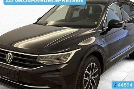 VW Tiguan 118.567 km 23.697 &euro; Krefeld 47829