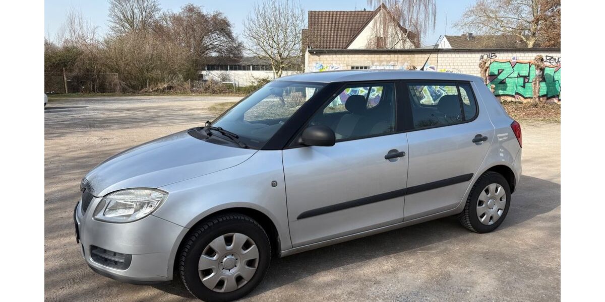 Skoda Fabia 148.000 km 2.100 &euro; Grevenbroich 41515