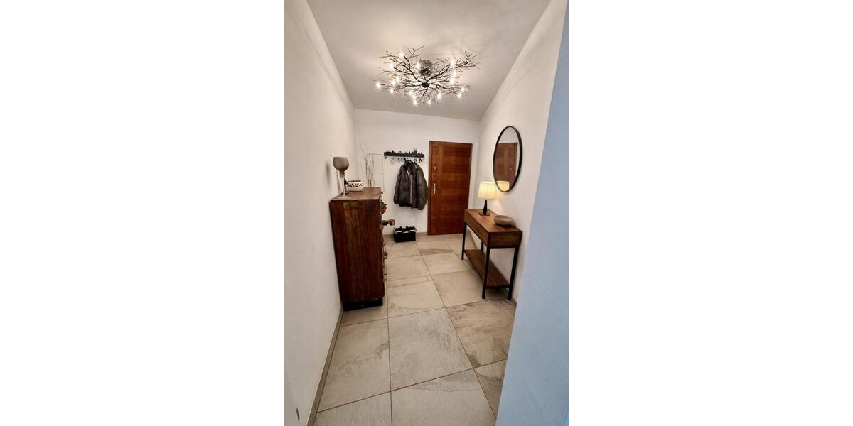 Etagenwohnung Pulheim - 3 Zimmer, 131 m&sup2;, 1.790&euro; | Angebot:26453765